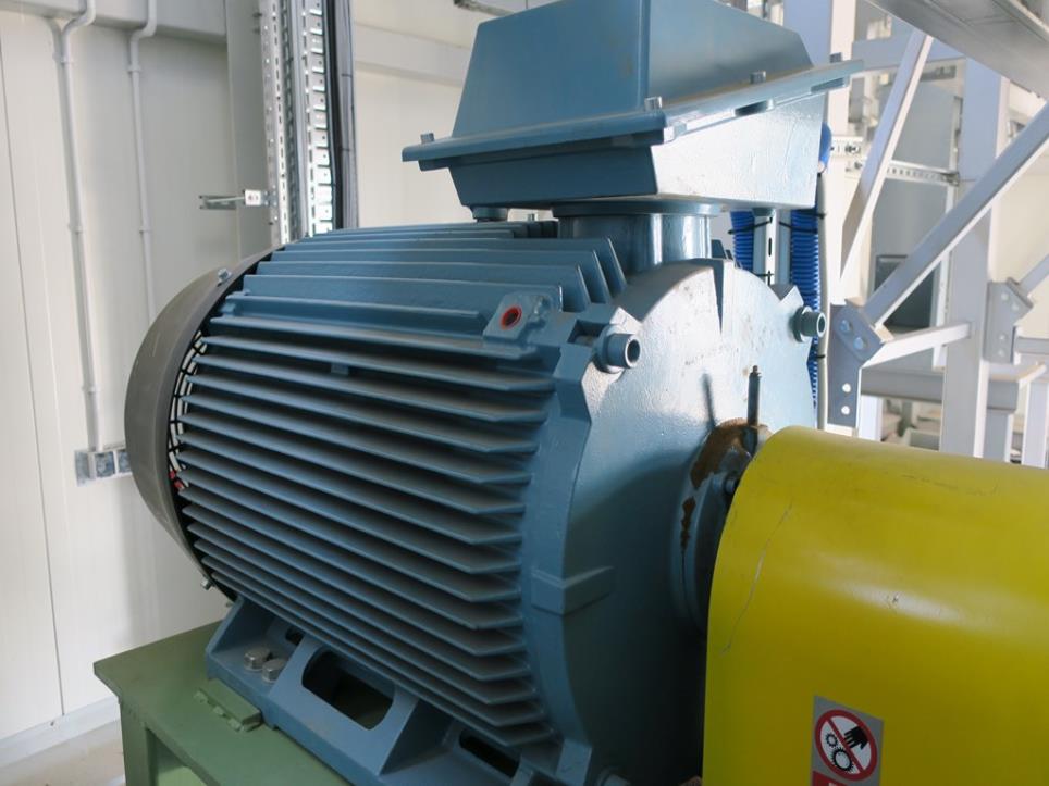 Machines from the biofuel production plant<br>
-6